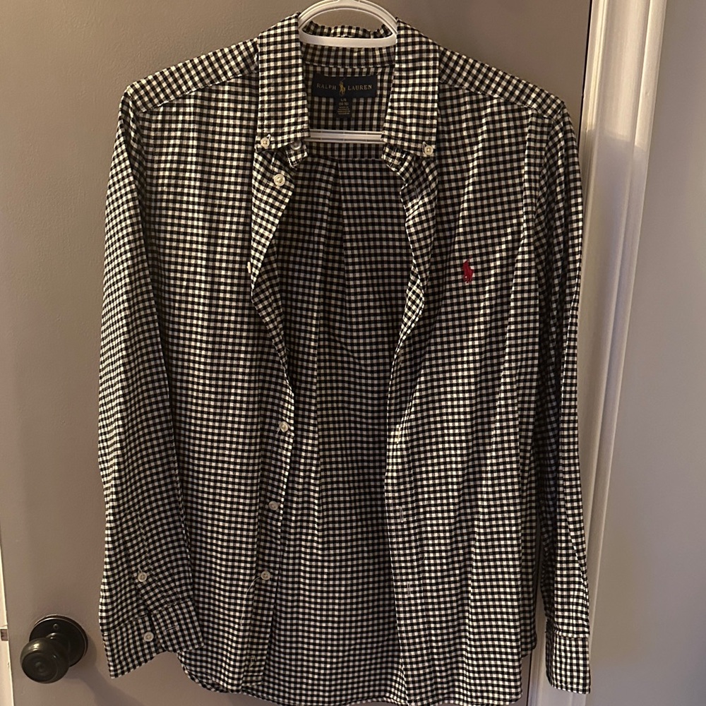 Black and White Checkered Button-Up Shirt like new condition